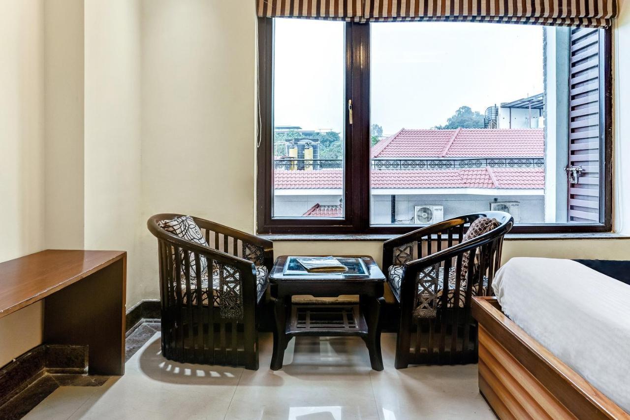 Capital O 1641 Hotel Radiance Paradise Dehradun Exterior foto